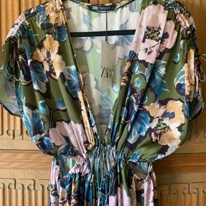 Zara jumpsuit size Medium. New with tags